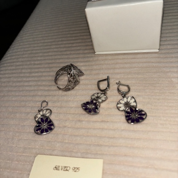 Jewelry set - Picture 2 of 5